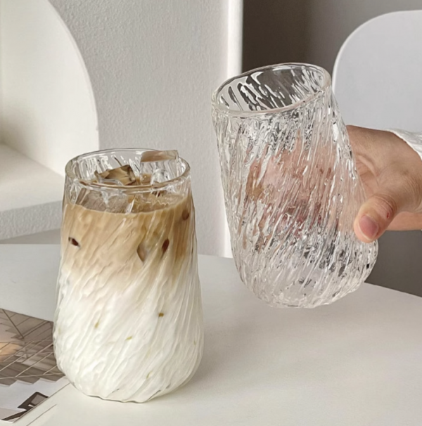 400ML Heat-Resistant Borosilicate Glass Mug – Ice Patterned Cup for Matcha, Juice, Coffee, and More - Image 4